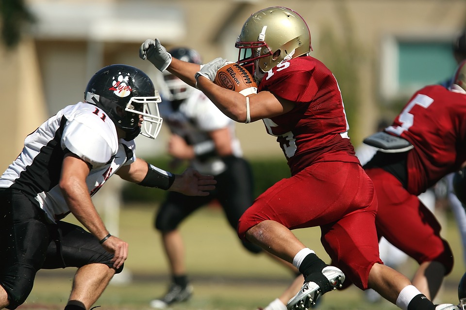 How To Choose Football Wristbands