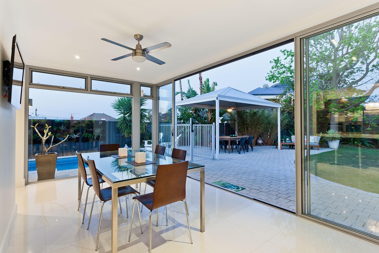 Making Memories: The Perfect Addition to Your Backyard – A Stainless Steel Outdoor Kitchen