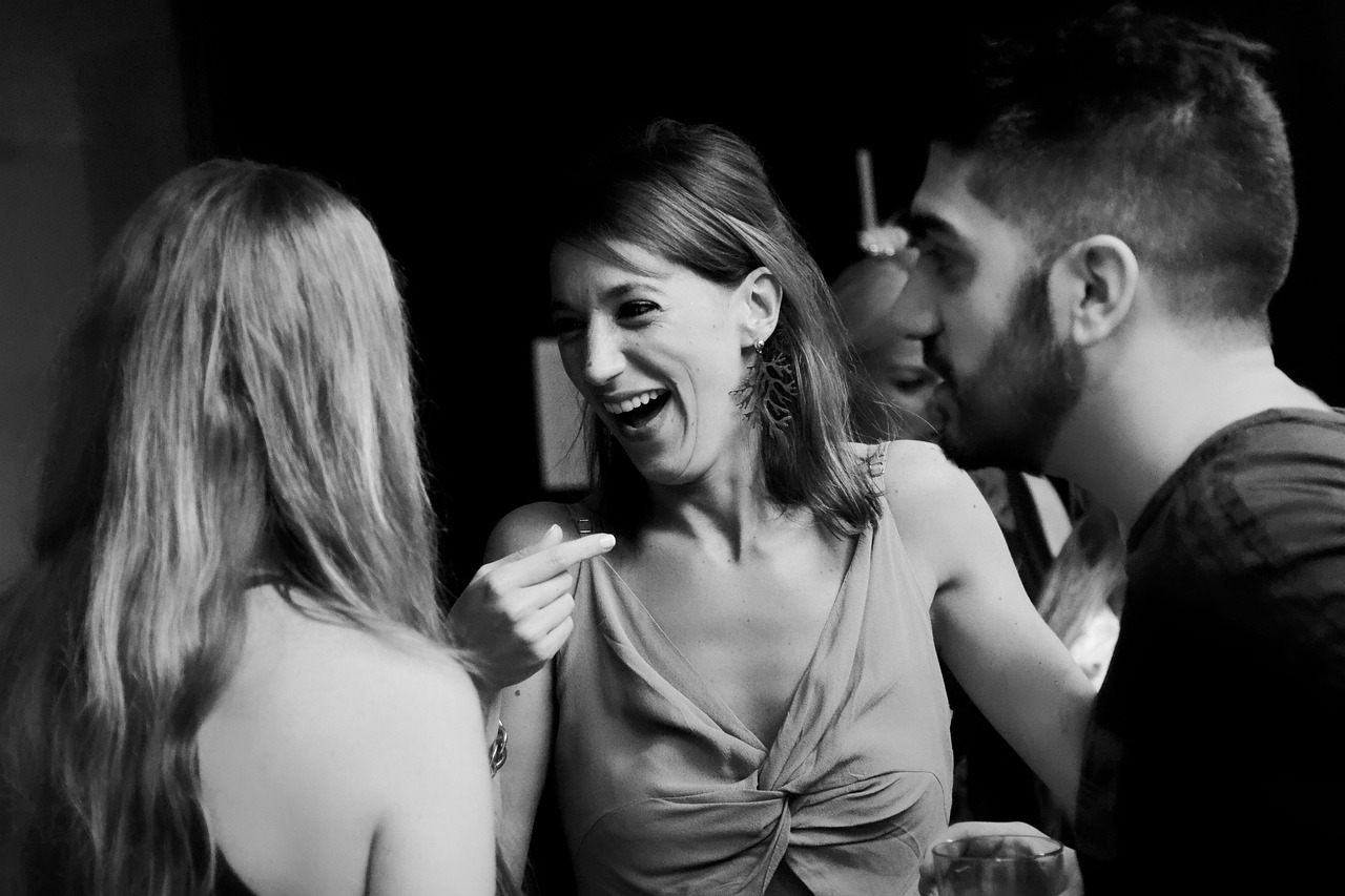 laugh-4904364_1280