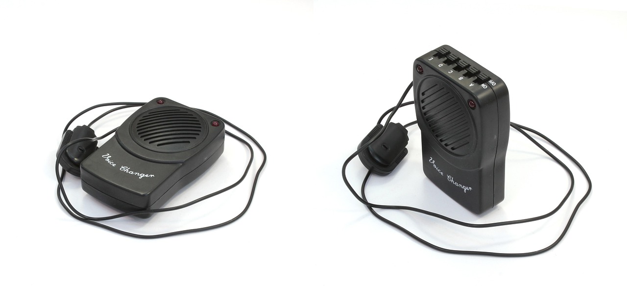 walkie-talkie-1503830_1280