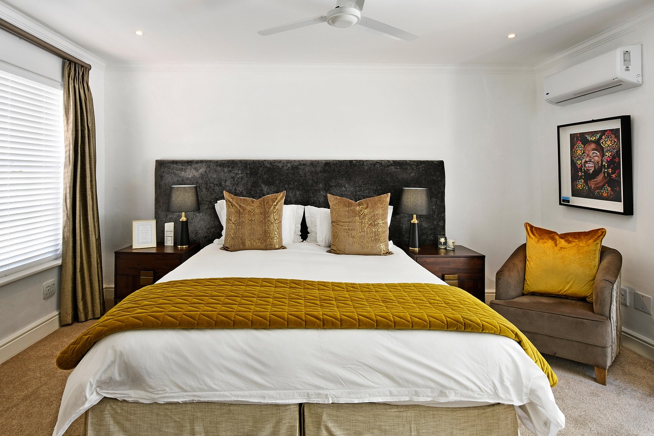 bedroom-5664223_1280